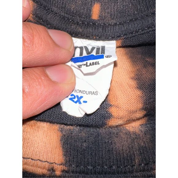 Travis Tritt Tour Bleached Tee - Picture 5 of 5